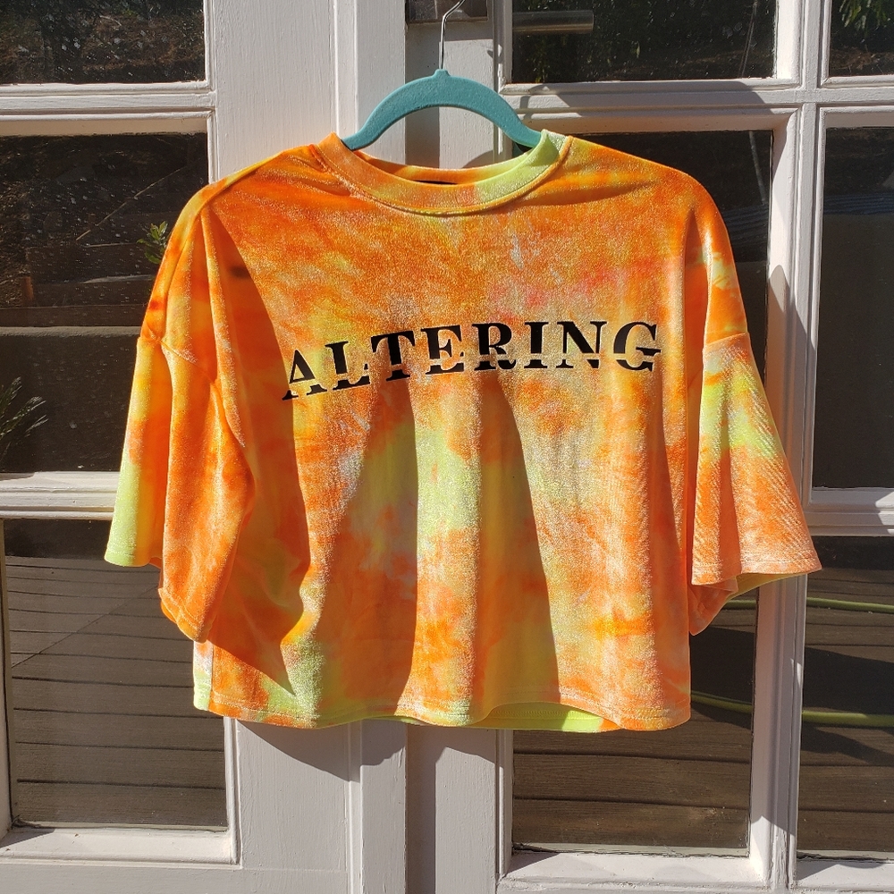 "ALTERING" Yellow & Orange Flowy TShirt Velvety